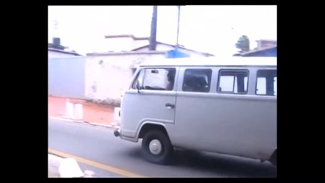 VW Transporter T2 in Brazil Driveby.Nice Boxer sound смотреть онлайн