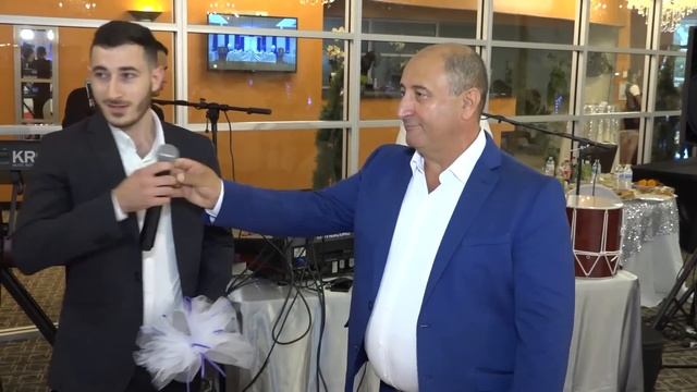 РЕАКЦИЯ Жениха на Выход Невесты! *Гости не ожидали* смотреть онлайн