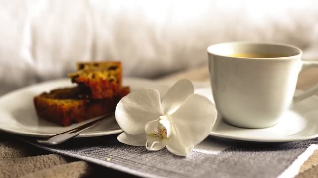 Приехав в дом покойной бабушки, Игорь увидел на стене странное фото... Подойдя ближе, он едва... смотреть онлайн