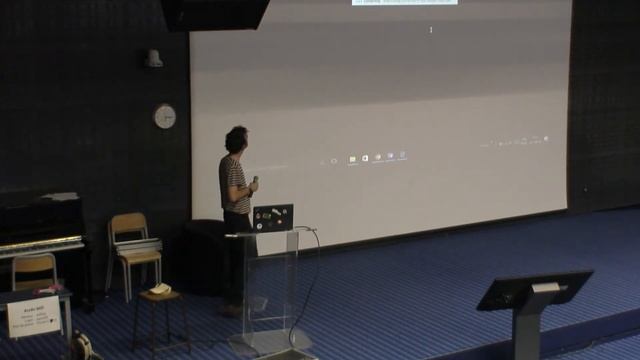 Kubernetes and Python: from monolithic to micro-services par Mathieu Tortuyaux смотреть онлайн