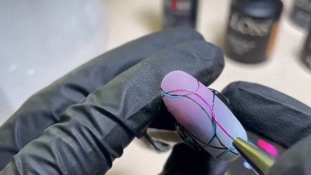 Дизайн ногтей Градиент +тонкие линии/Дизайн ногтей весна 2021 смотреть онлайн