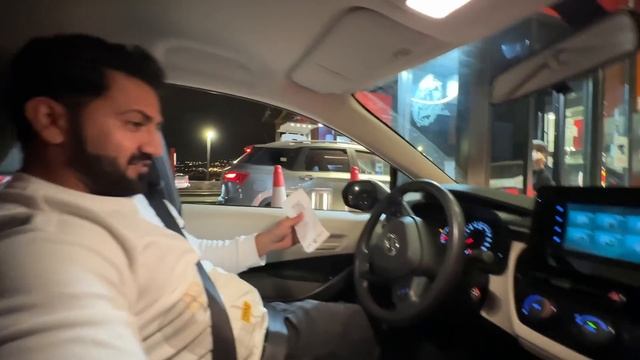 1st Time AL BAIK DRIVE THRU Abha, Saudi Arabia (Very Crowded) Chicken Fried Albaik & Nuggets, Burge смотреть онлайн