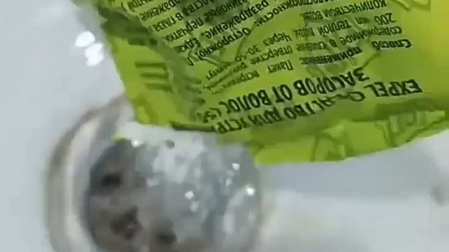 Как избавиться от засоров ванной Нашел хорошее средство смотреть онлайн
