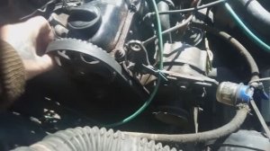 Как поменять ремень ГРМ в Volkswagen Golf 2 1.8 1990г