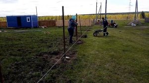 Заливка столбов для забора .