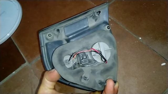 Фонарь задний правый Hyundai Elantra HD 4 IV в крышку багажника 92404-2H010 смотреть онлайн
