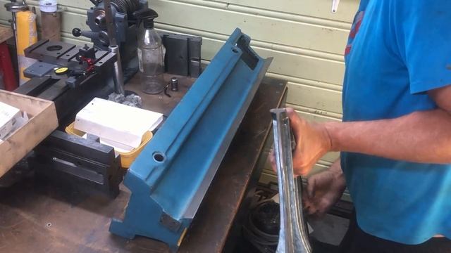 AT-300 lathe-mill-drill, bed scraping and measurements - 1 смотреть онлайн