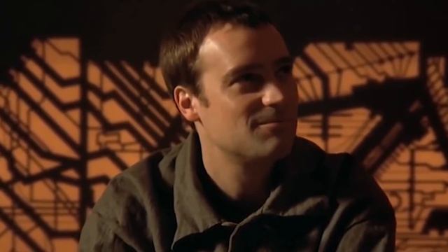 10 Things You Didn't Know About Cube смотреть онлайн