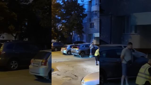 Что будет если заблокировать своей машиной чужую возле подъезда? ☝️ смотреть онлайн