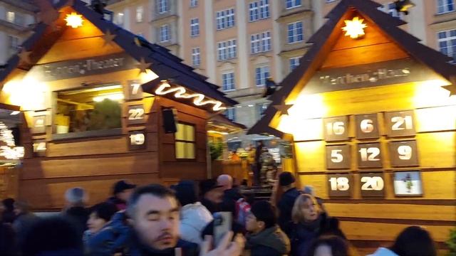 Германия – Рождественская ярмарка в Дрездене 2022. Christmas market in Dresden. Прогулка по городу. смотреть онлайн