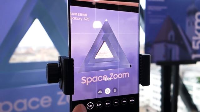 Samsung Galaxy S20 Ultra's 100X Space Zoom in Action! смотреть онлайн