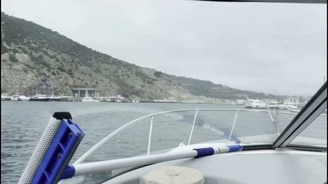 Крым 2020 .Балаклава в декабре. Набережная. Экскурсия по бухте. смотреть онлайн