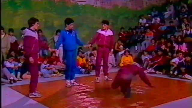 1984 Breakdance sonimag BREAKERS 54 смотреть онлайн