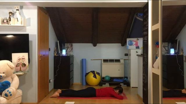 Irene Magnaghi - Pilates con Irene - lezione a corpo libero - 22 mar смотреть онлайн