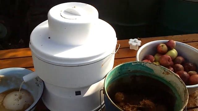 Соковыжималка "Салют" смотреть онлайн