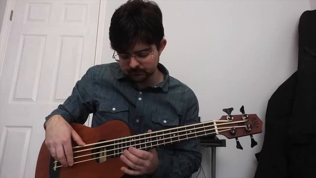 Kala Wanderer U-Bass - Loop Pedal Jam Demo смотреть онлайн