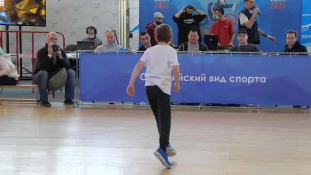 отбор 7-10 bboy Максим Орлов Марк Иван - брейкданс чемпионат г.Долгопрудный 2021 смотреть онлайн