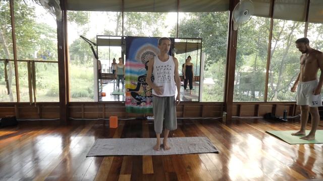 Разминка с Антоном смотреть онлайн