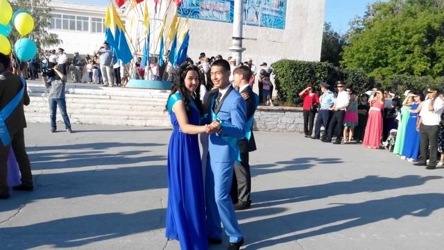 Жить здорОво смотреть онлайн