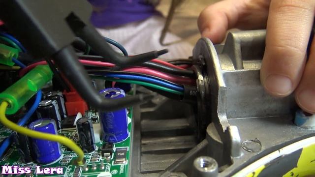 Поломала гироскутер!! Как починить??? HOVERBOARD Repair смотреть онлайн