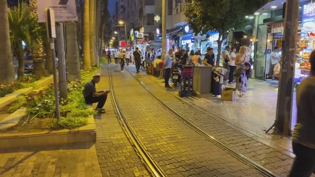 Antalya - Turkey - Ataturk Blvd Evening Streetlife,Sunday,Walking Tour 4k.