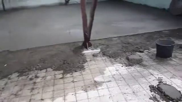 Однокомпонентное полиуретановое покрытие пола. смотреть онлайн