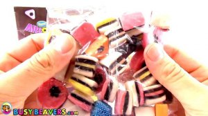 Colors Learning Eggs Easter Show | Learn Colors for Kids by Busy Beavers