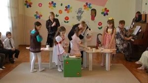 Эпизод утренника 8 марта . Гость Фрекен Бок