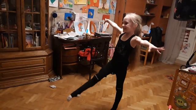 Моё первое видио по гимнастику смотреть онлайн