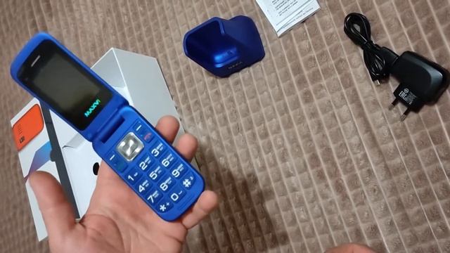 Распаковка — Мобильный телефон Maxvi E5 смотреть онлайн