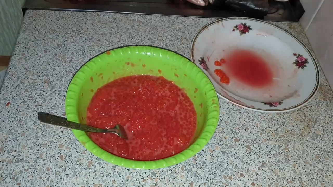 Едим красную икру банками - Делюсь советом с вами . смотреть онлайн