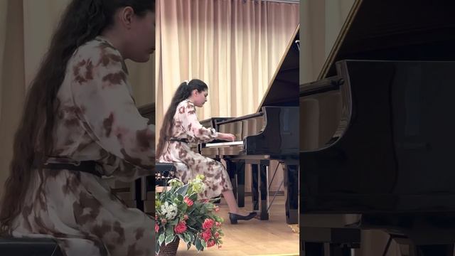 И.С. Бах ХТК 1-й том Прелюдия и фуга с-moll. Исполняет Акопова Анна. смотреть онлайн