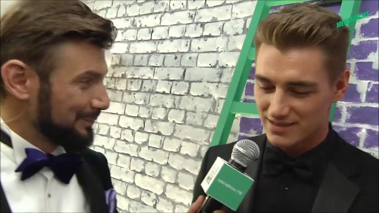 Алексей Воробьев на Премии МУЗ ТВ 2017 в студии у Андрея Разыграева и Амирана Сардарова смотреть онлайн