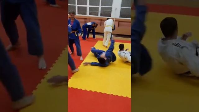 Дзюдо для взрослых! Новички и опытные. смотреть онлайн