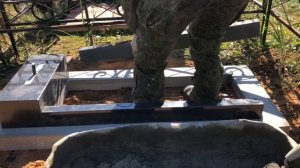 Очень подробная установка памятника на могилу! Лучше один раз увидеть чем сто раз услышатьная устано
