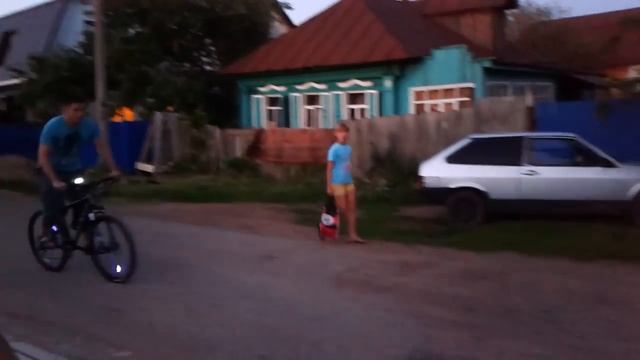 LED колпачки на велосипед смотреть онлайн