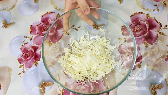 Обалденный салат быстрого приготовления, ничего варить не нужно! Всё смешал и к столу! смотреть онлайн