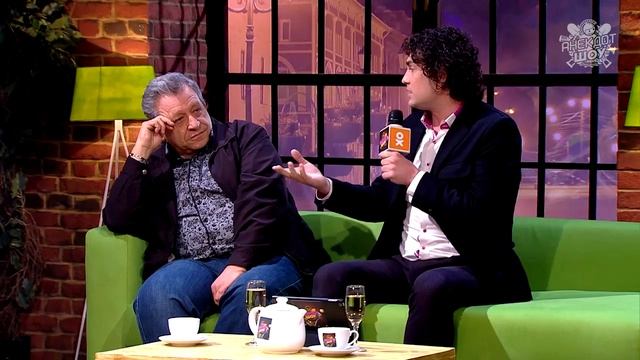 Дмитрий Оленин с анекдотом про путешествие жены и мамы в Тбилиси!) смотреть онлайн