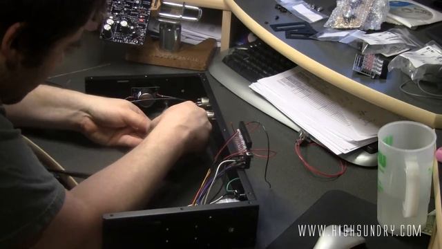 How to Build a Hairball Audio FET DIY 1176 Compressor Rev D смотреть онлайн