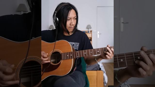 Eric Clapton Layla acoustic cover смотреть онлайн