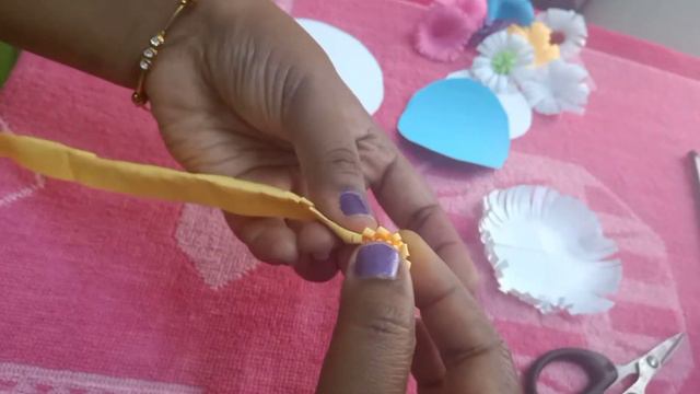 How to make Daisy flower/Easy paper flower/Beautiful Daisy Flowers смотреть онлайн