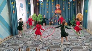 396 Группа Колокольчик г  Иркутск   танец Хула Хуп