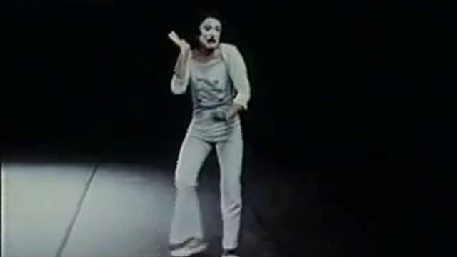Марсель Марсо -  В французском кафе (Marcel Marceau  -  Performes Cafe In Paris)