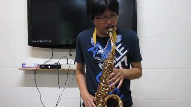 Besame mucho by SAMSELLSAX & Musica MA72 Alto saxophone смотреть онлайн