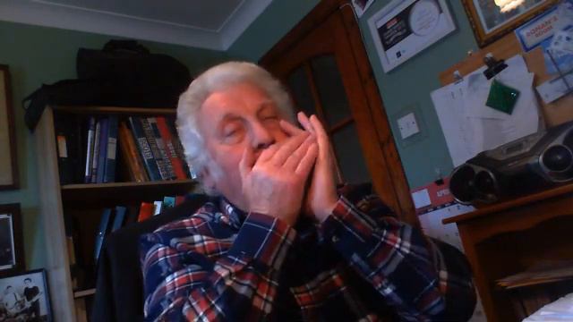 Themes from two great westerns. Played on a ten hole Lee Oscar Harmonica...... смотреть онлайн