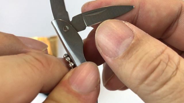 6-in-1 Mini Multifunction Pocket Multitool Review смотреть онлайн
