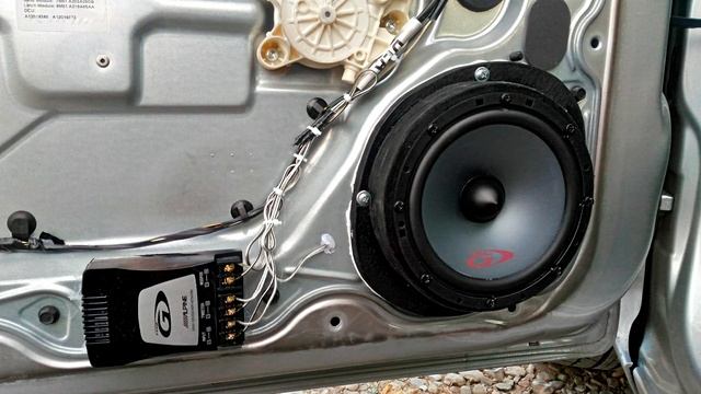 Ford Focus II Замена штатной акустики смотреть онлайн