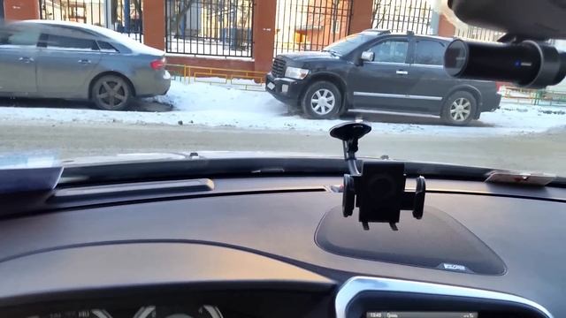 Работа омывателей лобового стекла в мороз на Volvo XC60 смотреть онлайн