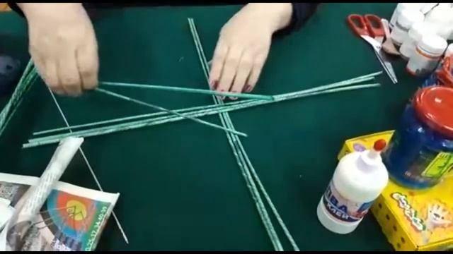 ДНТ АЛГЫС. Таатта. Кыйы. Мастер-класс по плетению корзины из газетной бумаги. смотреть онлайн