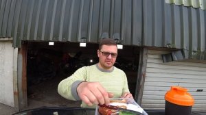 ВТОРОЙ ДЕНЬ В ГАРАЖЕ/ЧИСТКА ПОРШНЕЙ/ЗАМЕНА ПЕДАЛИ ГАЗА В VOLVO